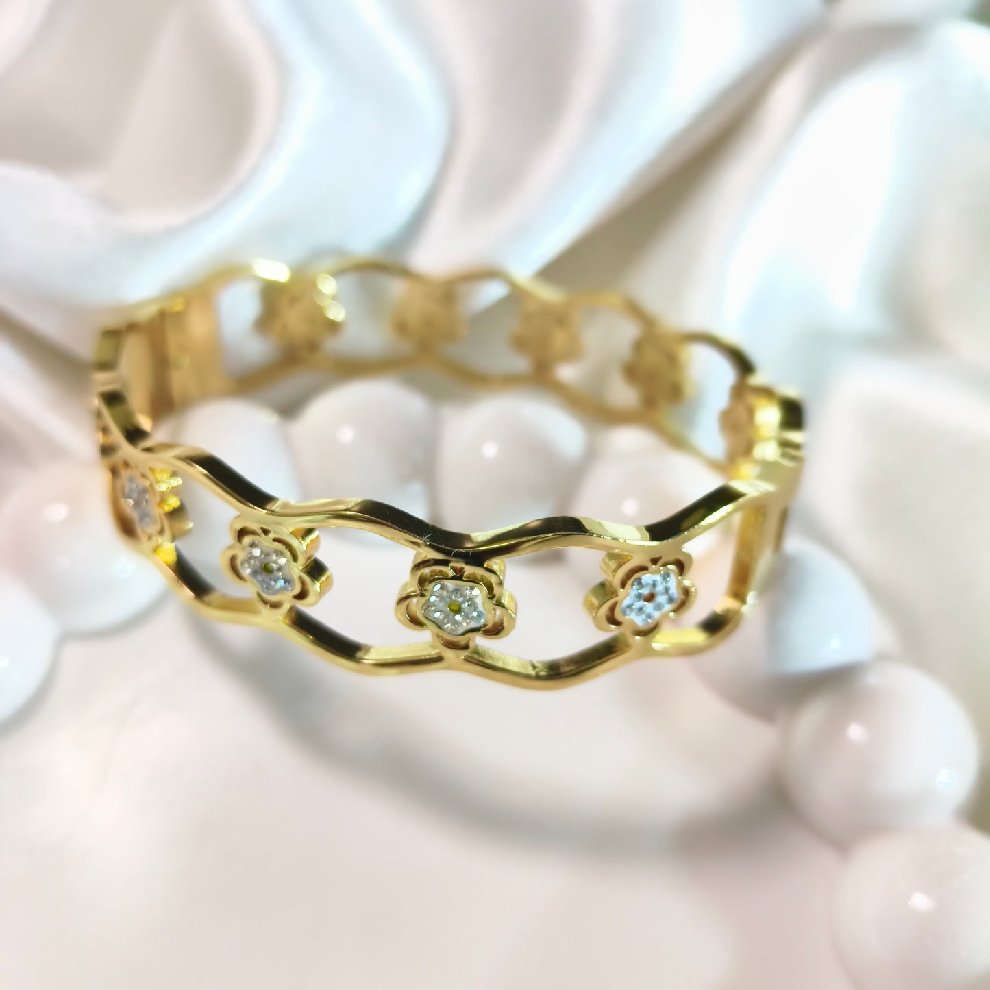 Gold Flower Bracelet