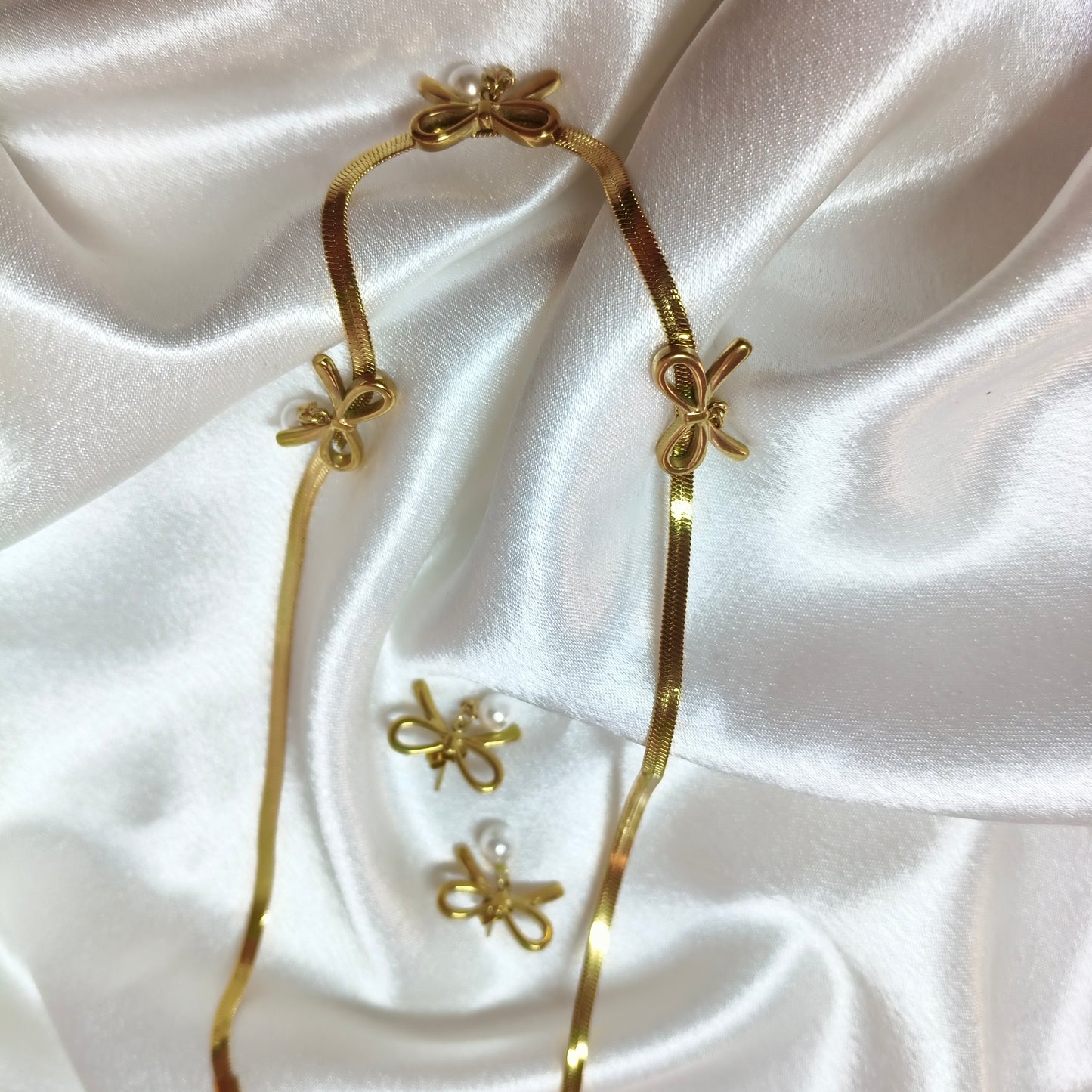 3 bows Pendant set