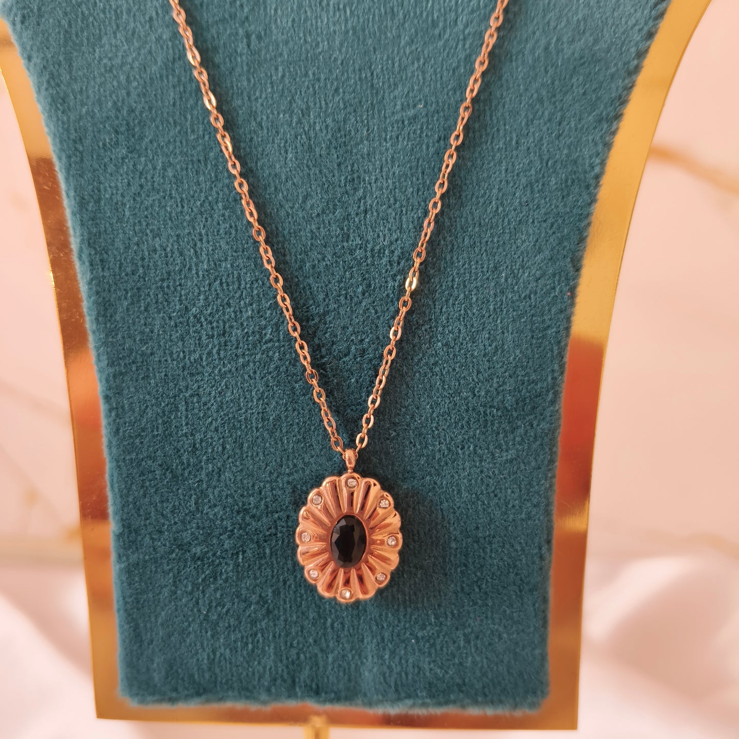 Black flower necklace