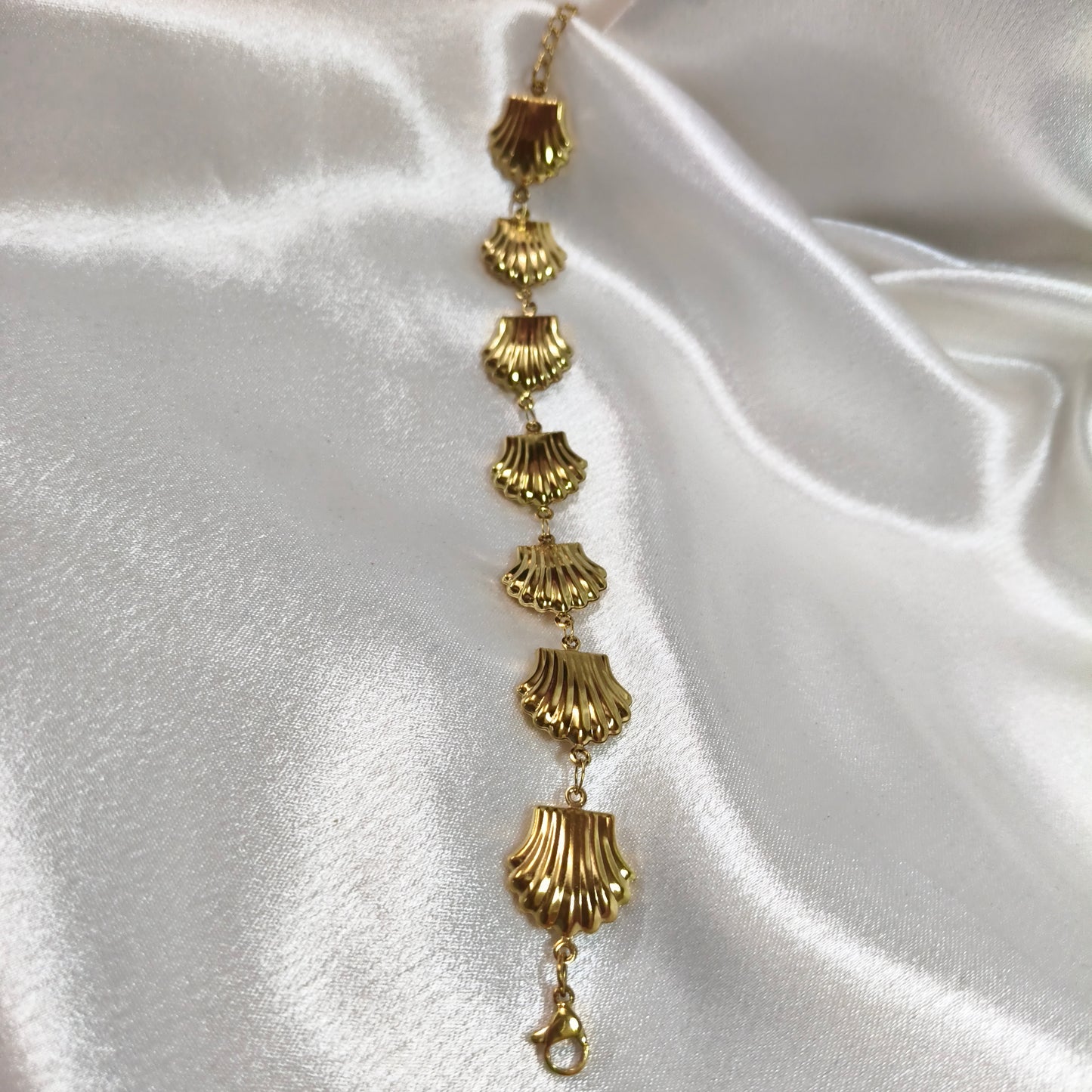 Big shell Chain Bracelet