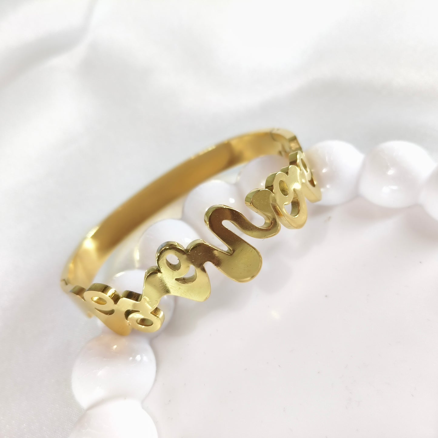 Curvy Bracelet
