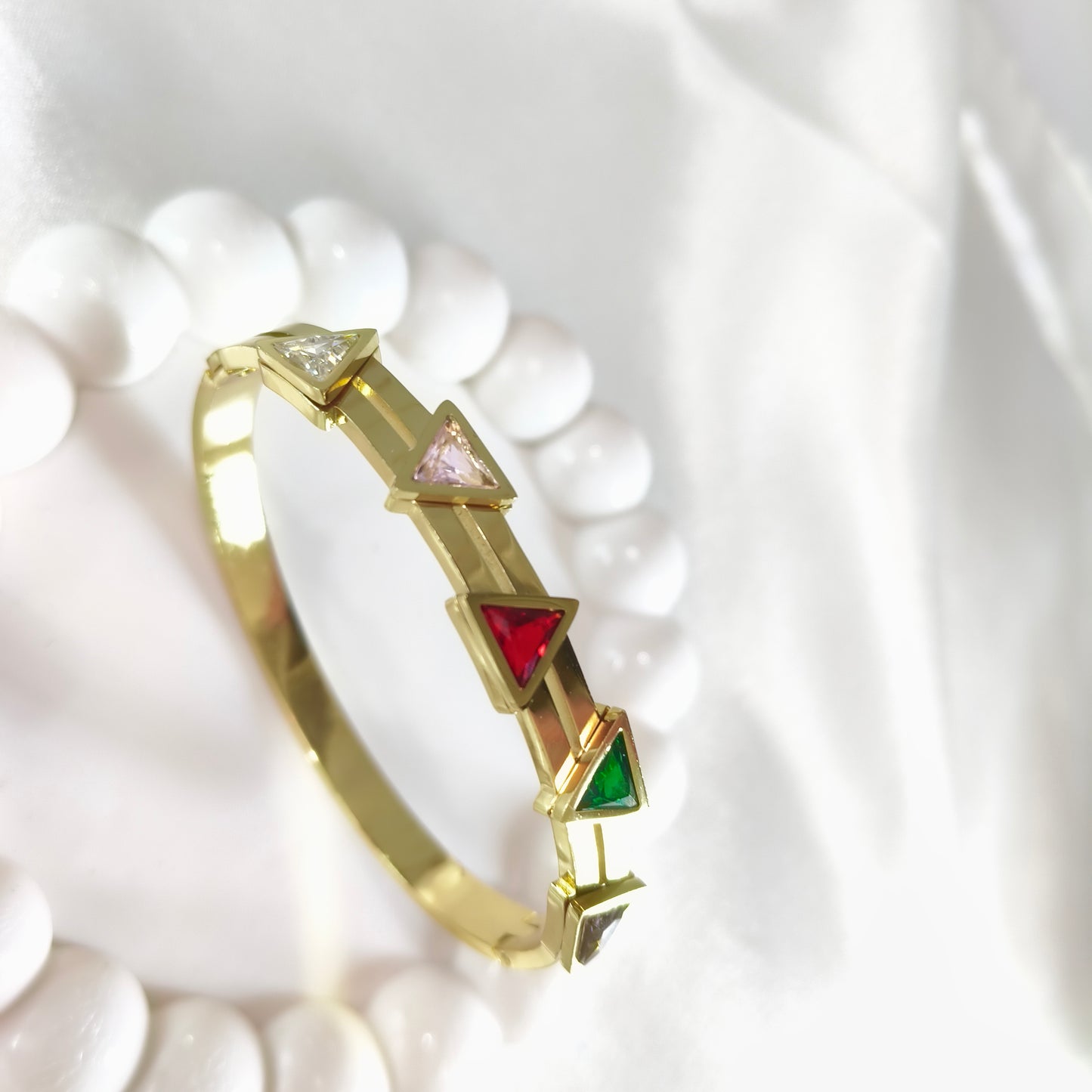 Triangle Multi clr Bracelet