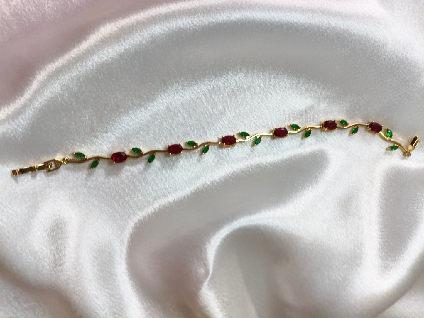 Tulip Red Chain Bracelet