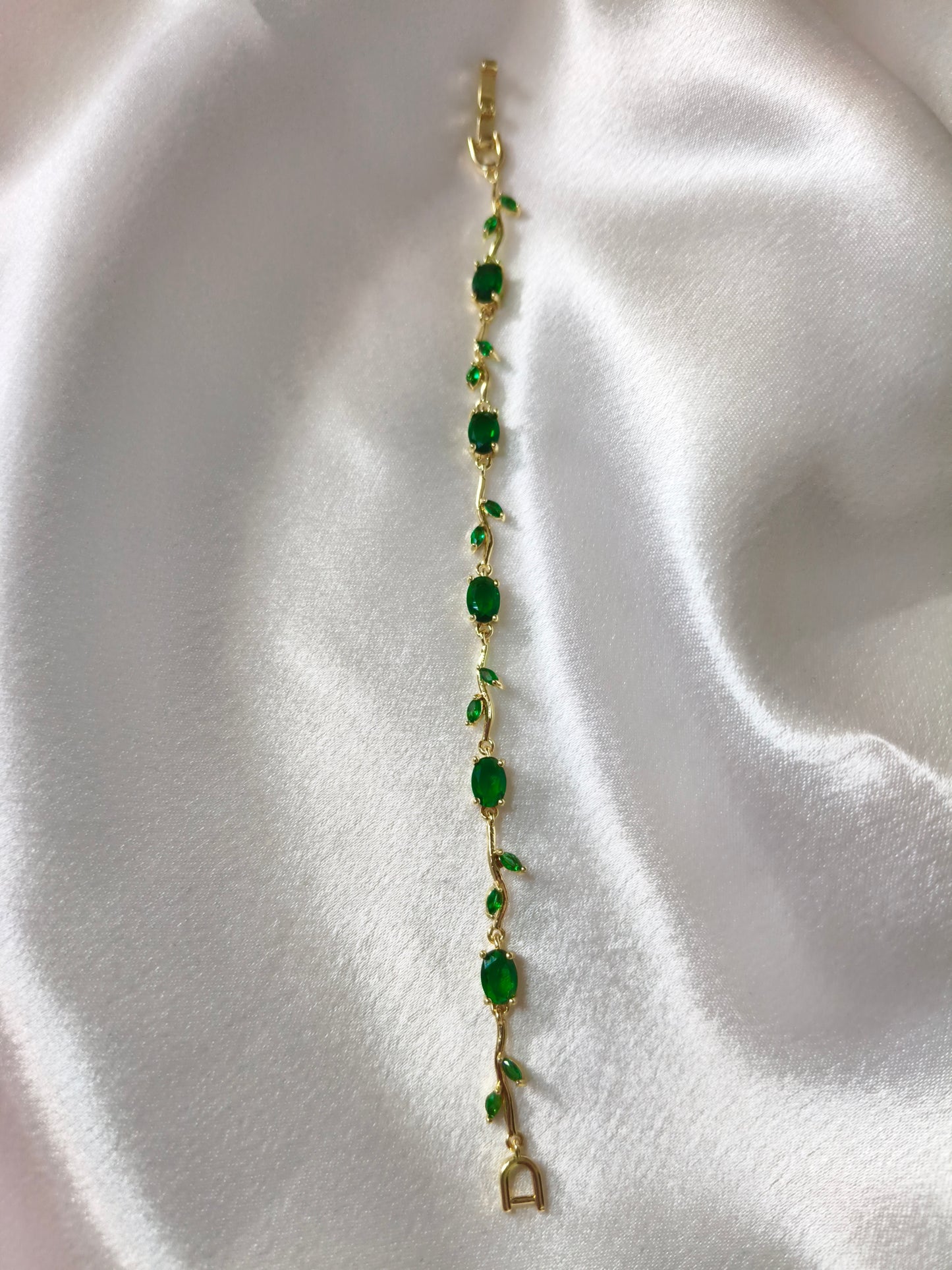 Tulip Green Chain Bracelet