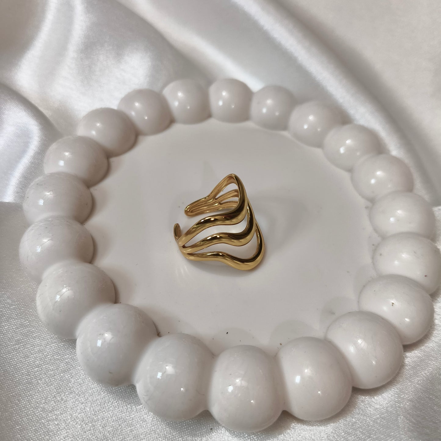 Waves Adjustable Ring