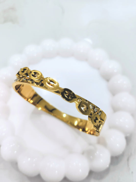 Overlapping Bracelet