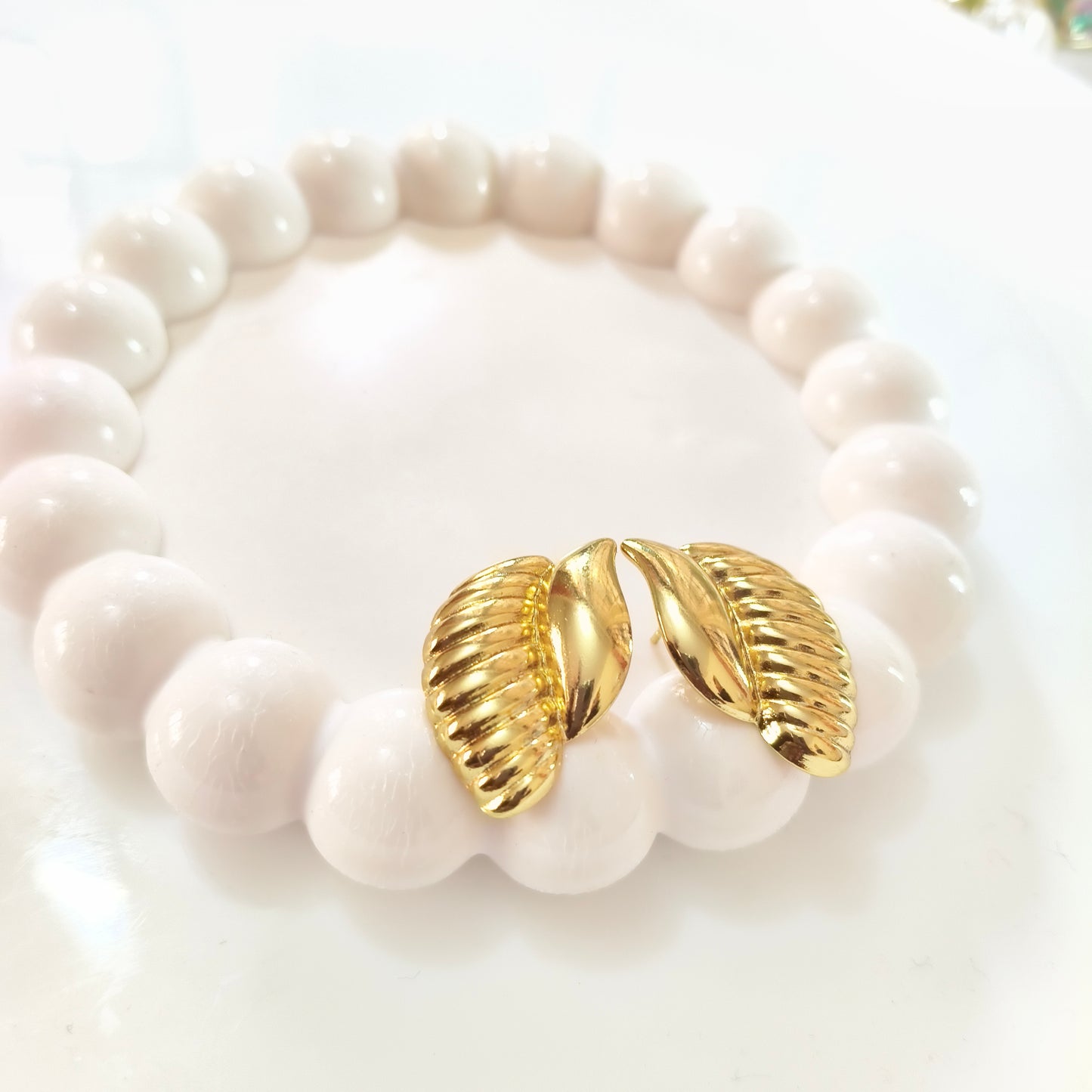 Shell Stud
