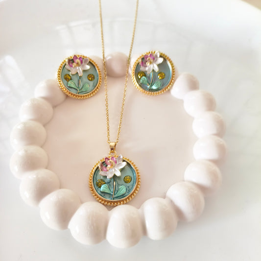 Green Enamel Pendant Set