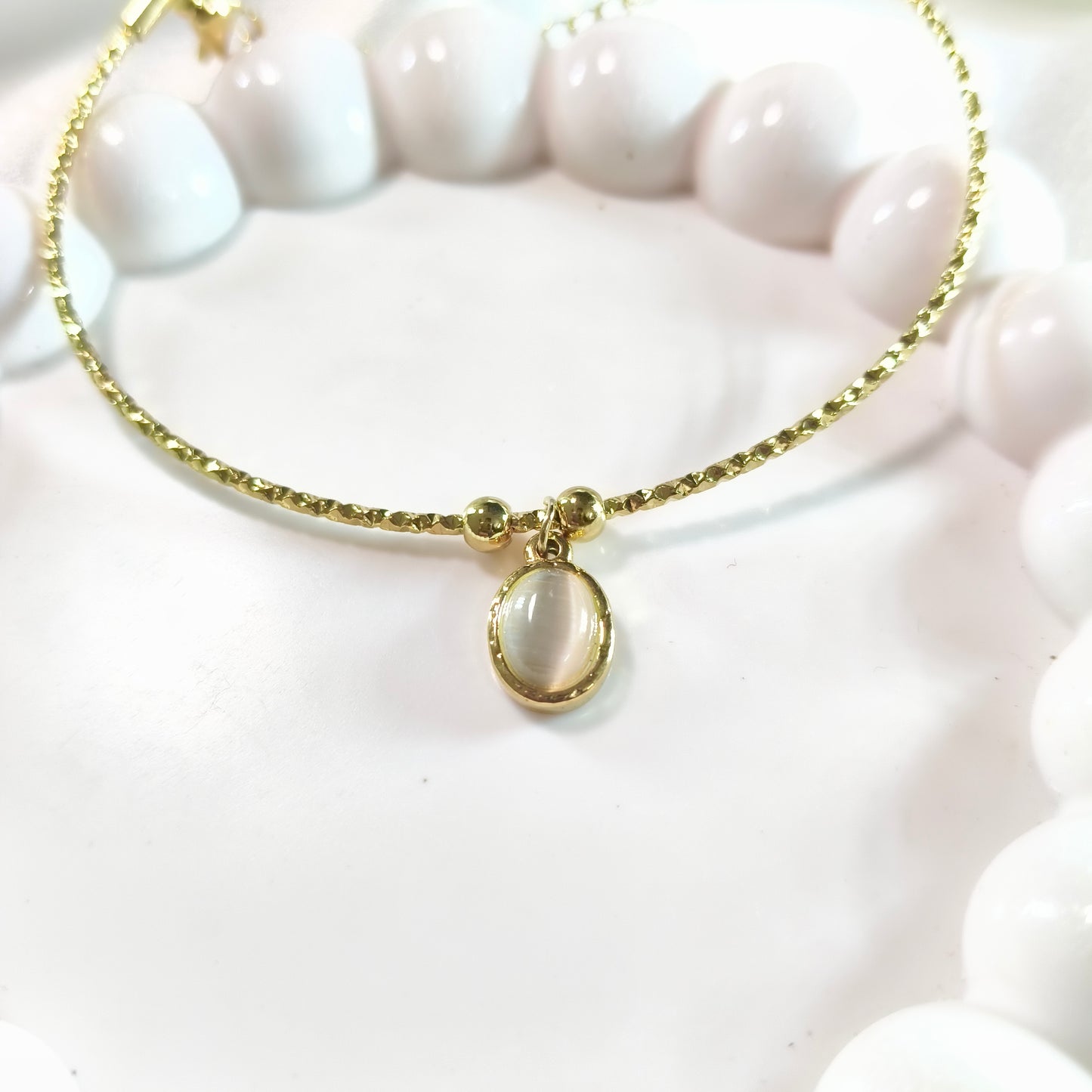 Cream Single Pearl Bracelet