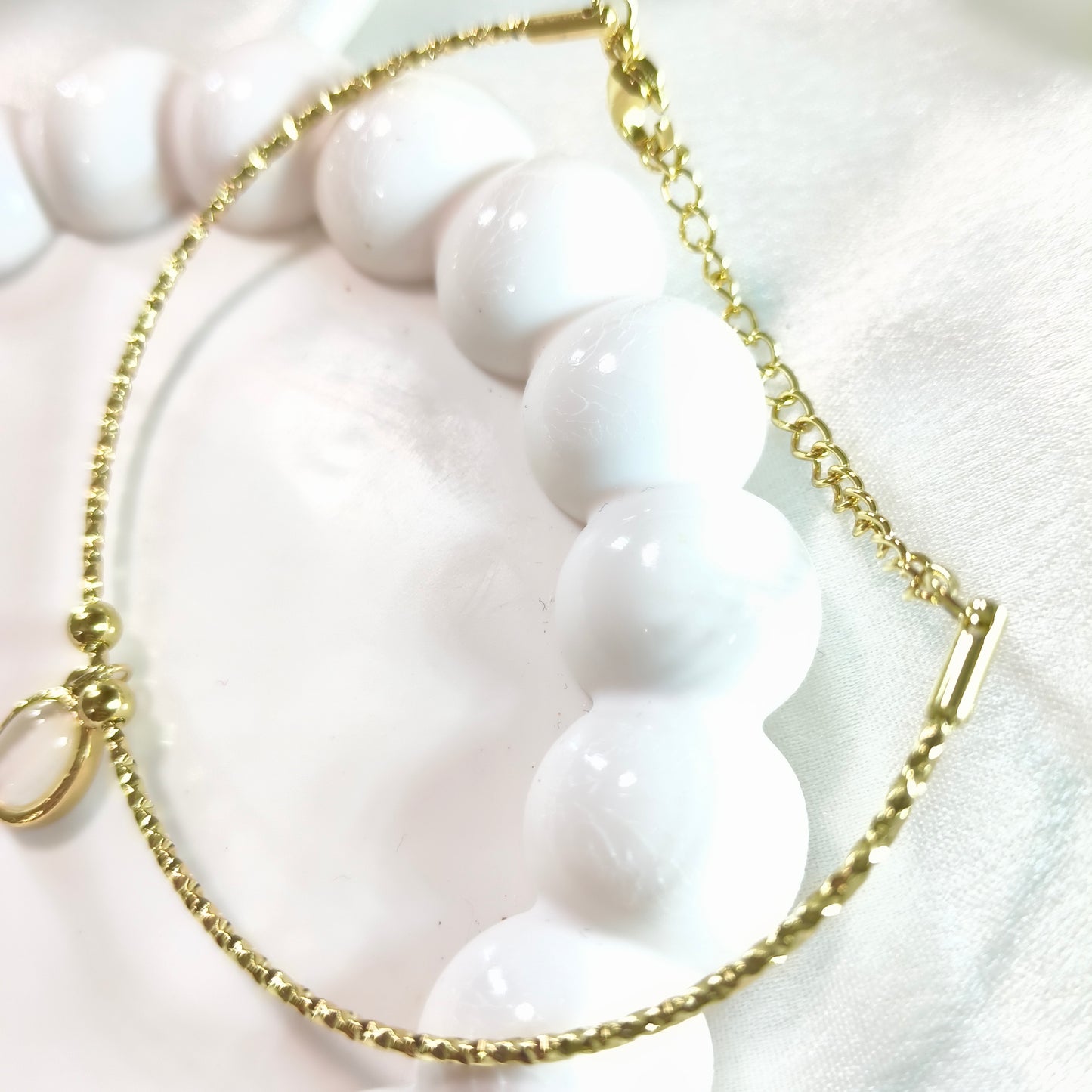 Cream Single Pearl Bracelet