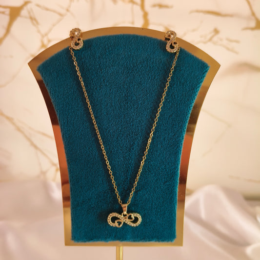 Infinity Diamond look Pendant set