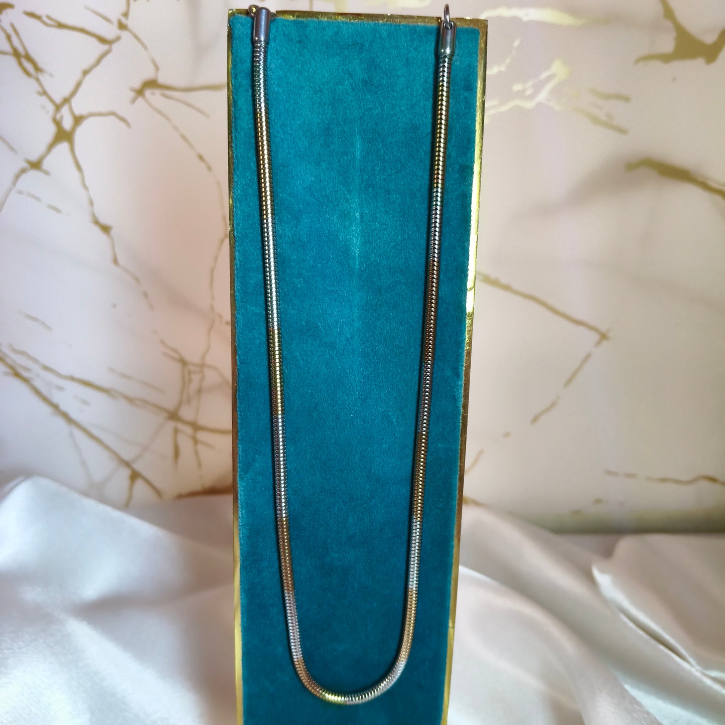 Dual Tone Thick Chain