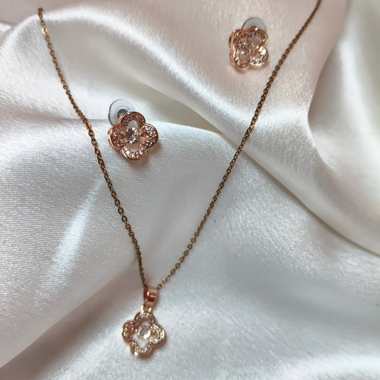 Clover Pendant set