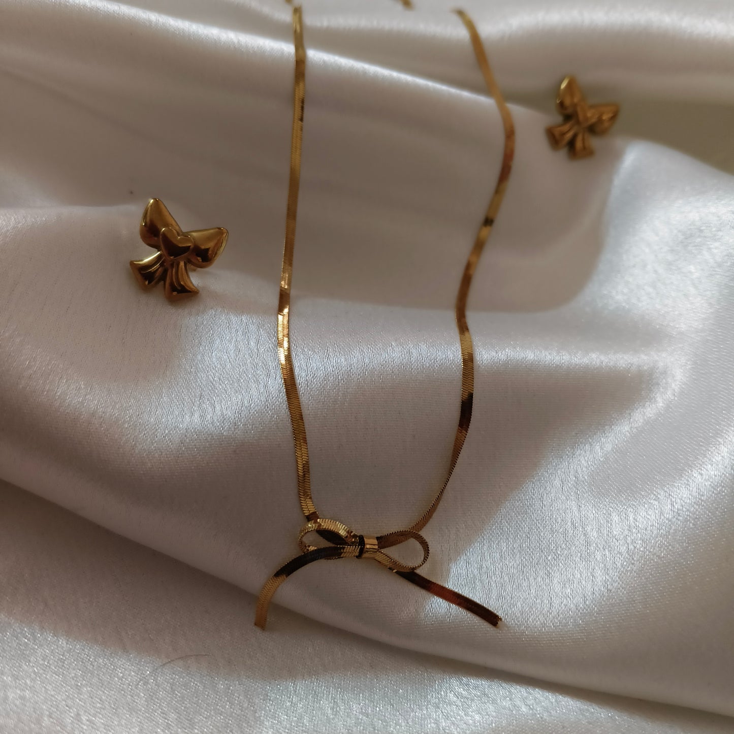 Bow Pendant set