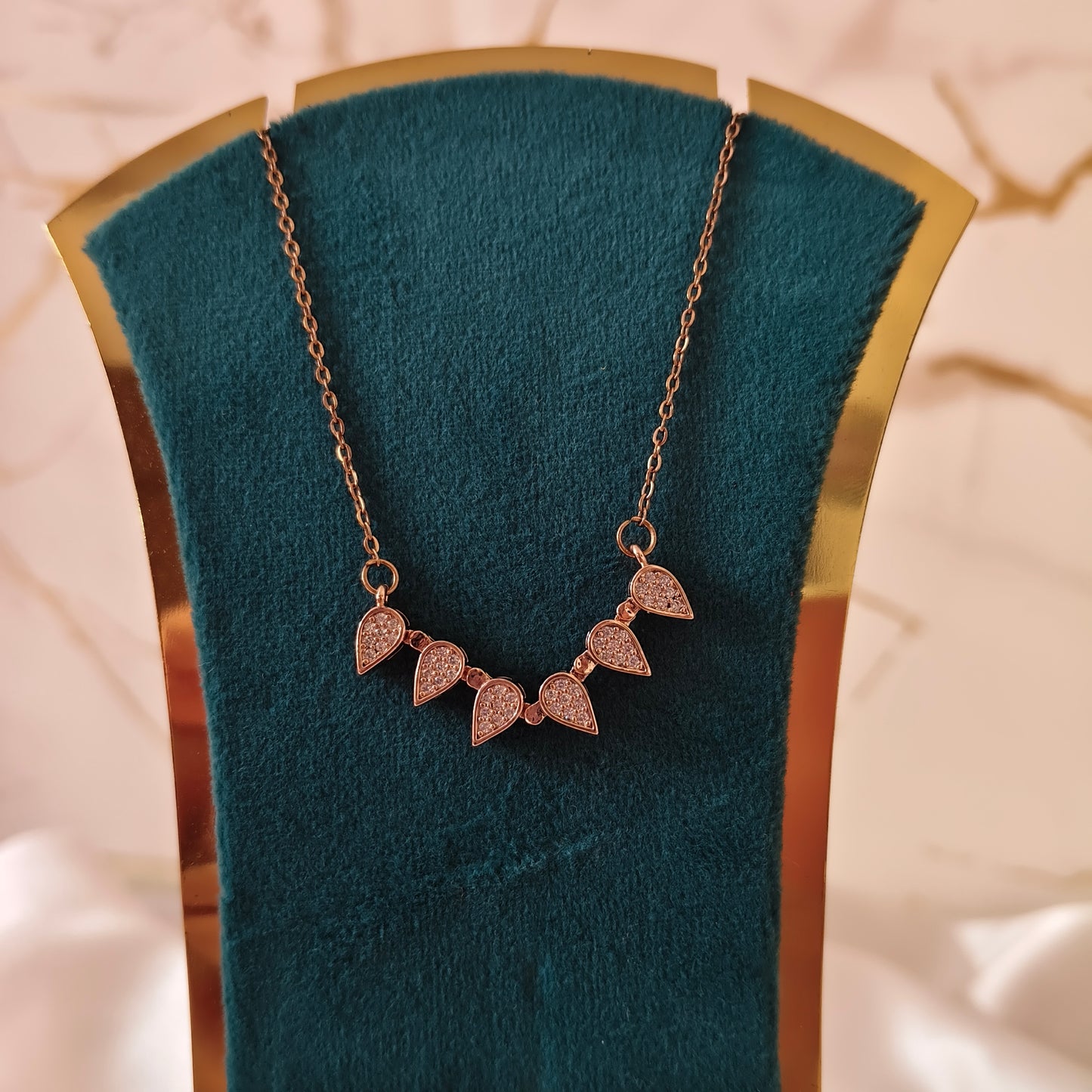 Dual wearable - Necklace and Pendant