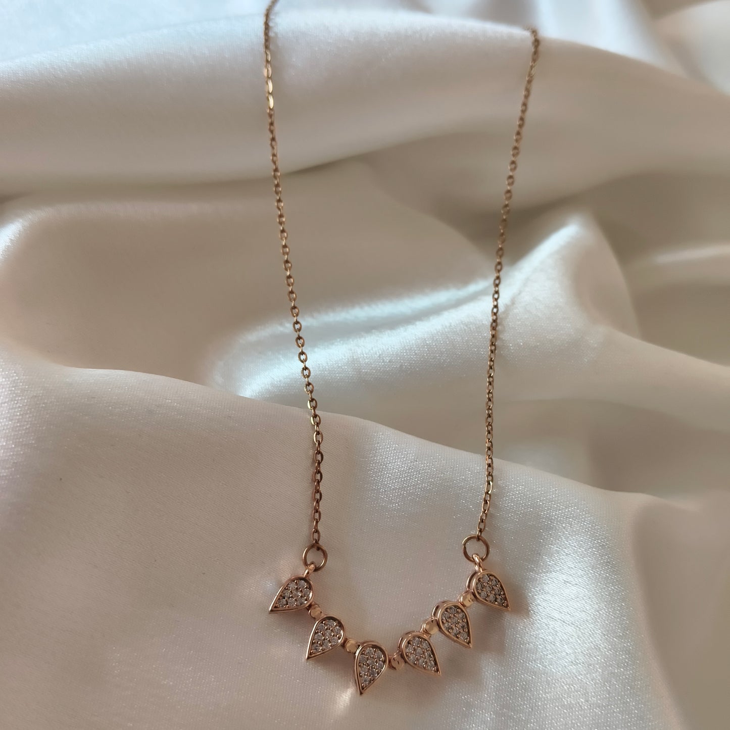 Dual wearable - Necklace and Pendant