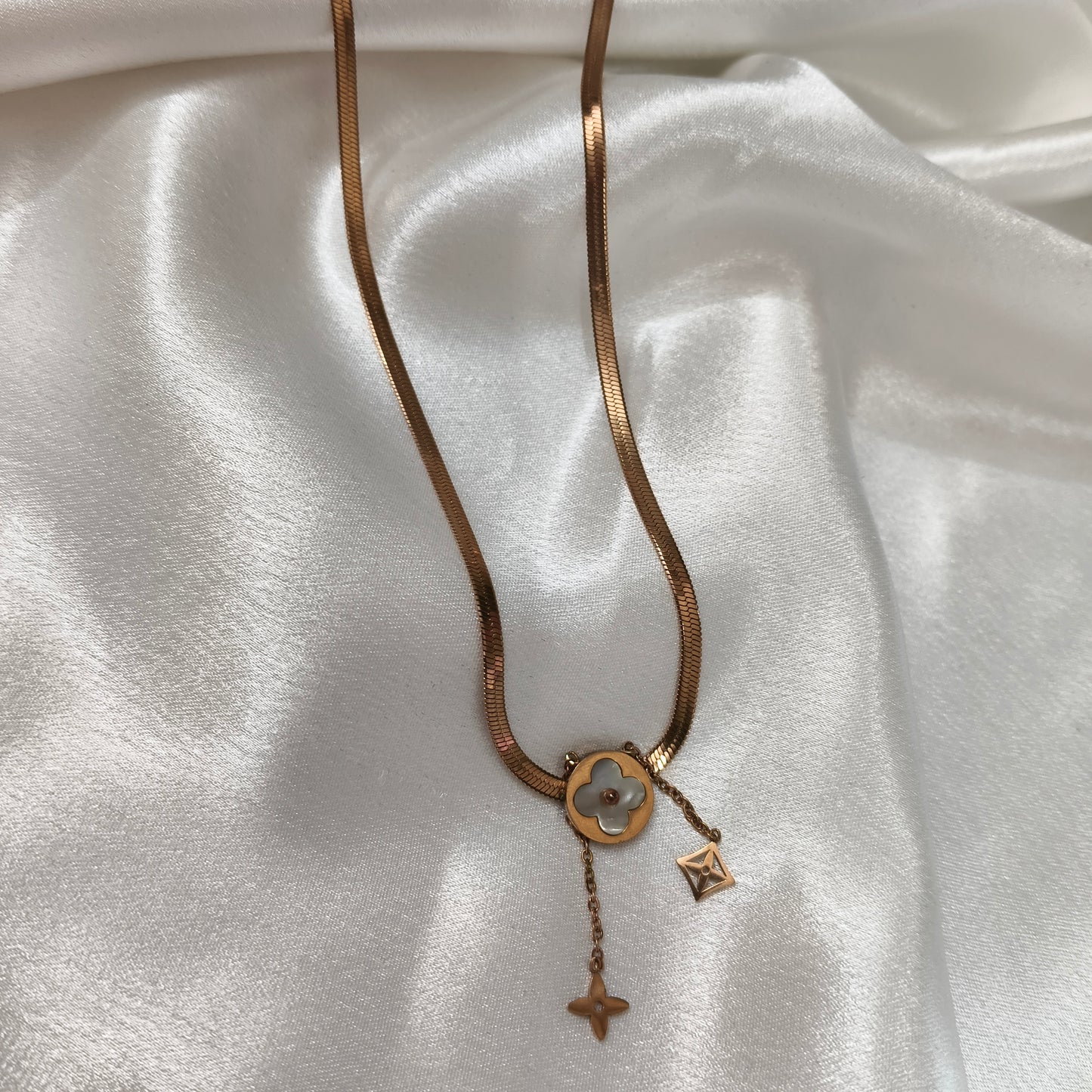 Clover Pendant