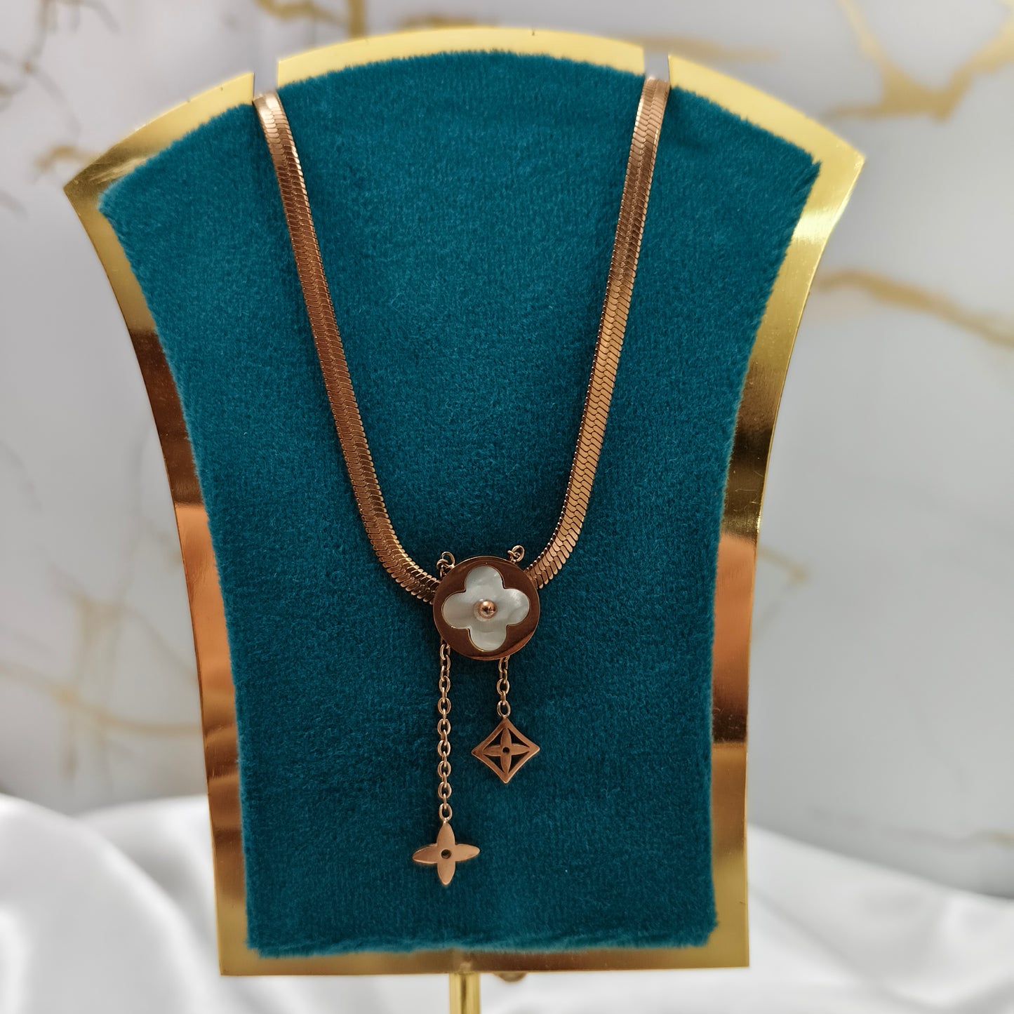 Clover Pendant