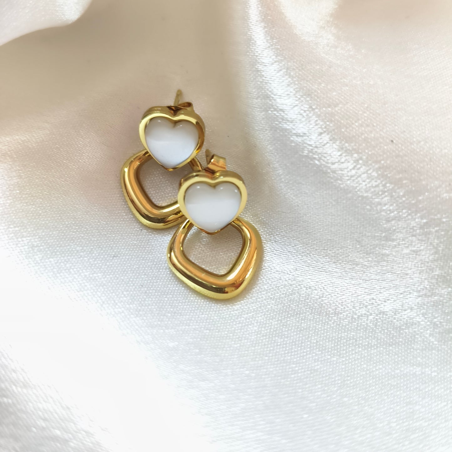 Dual Hearts Pearl Earring