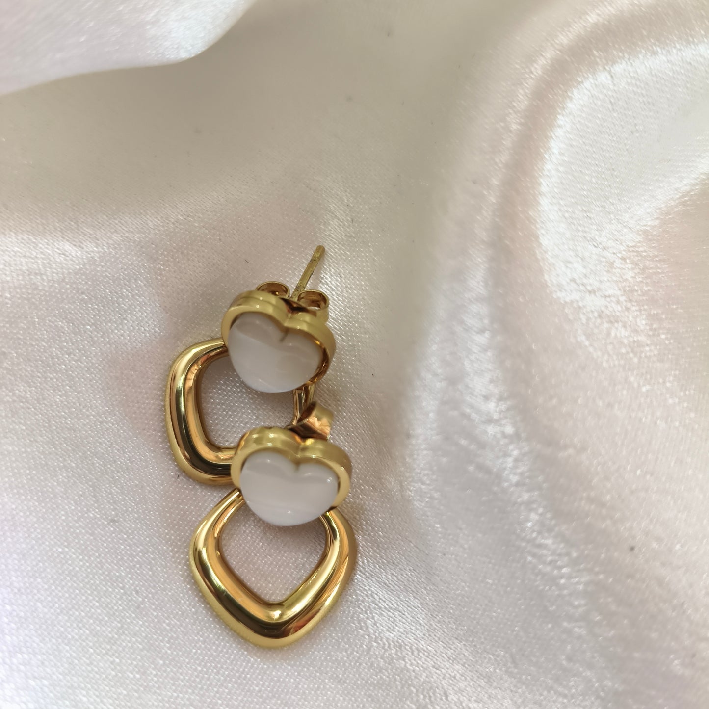 Dual Hearts Pearl Earring