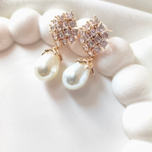 Diamond Peal Earring