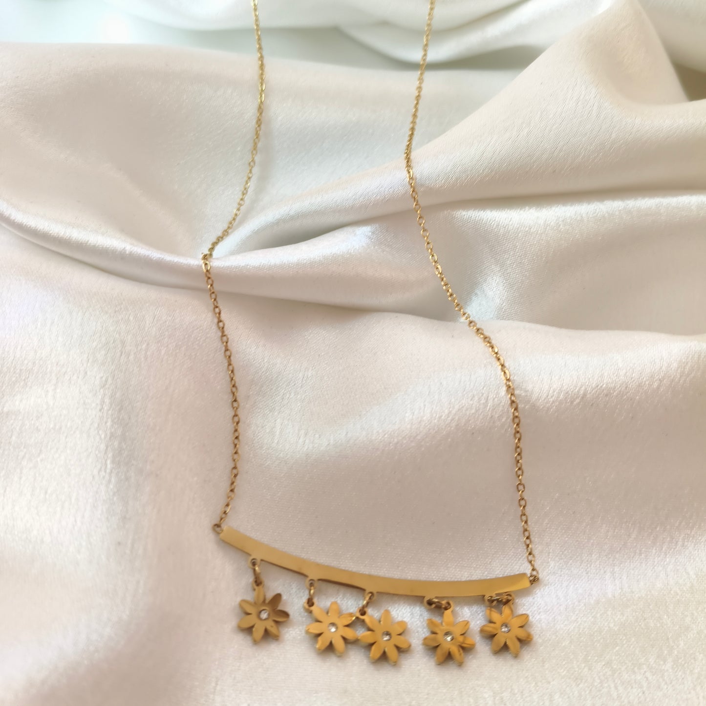 Blooming Flowers Necklace