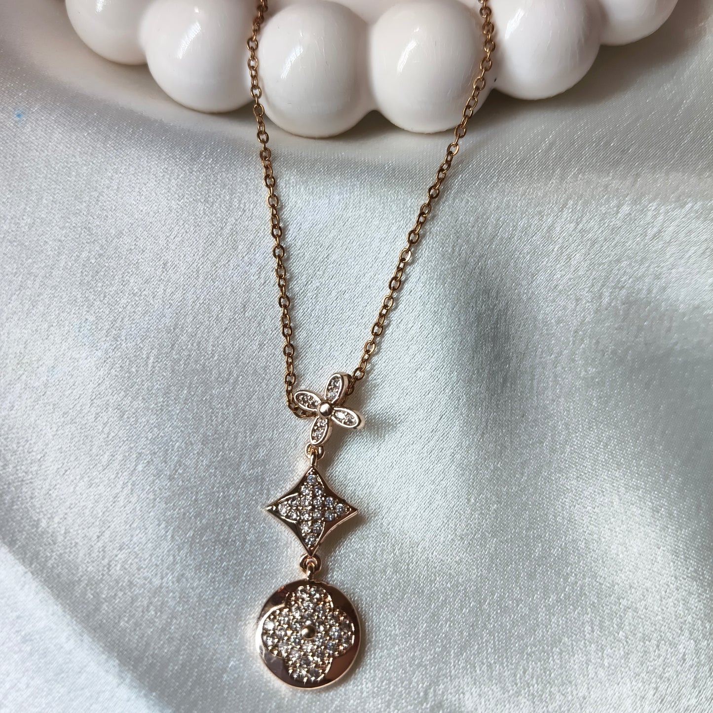 Clover Necklace