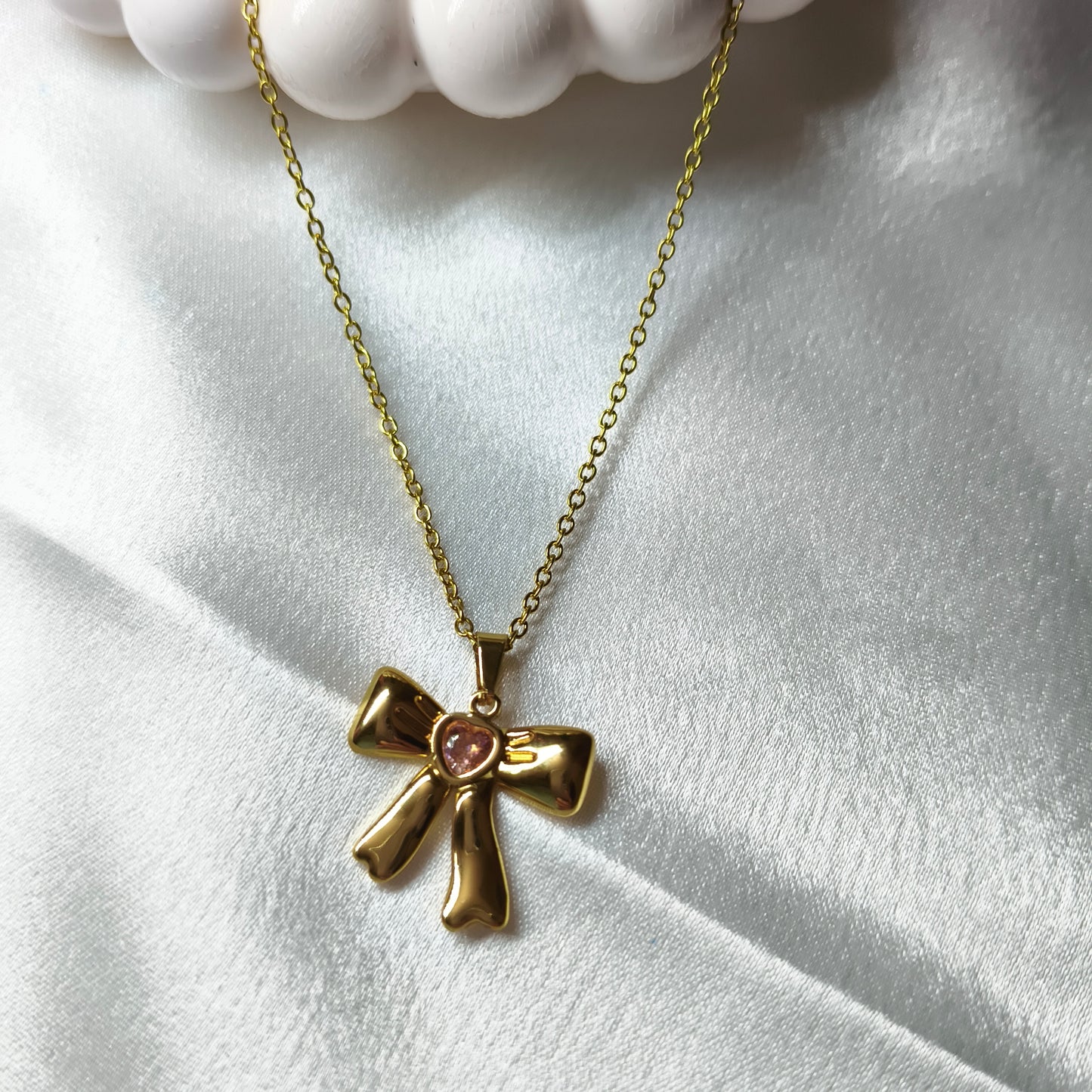 Big Bow Necklace