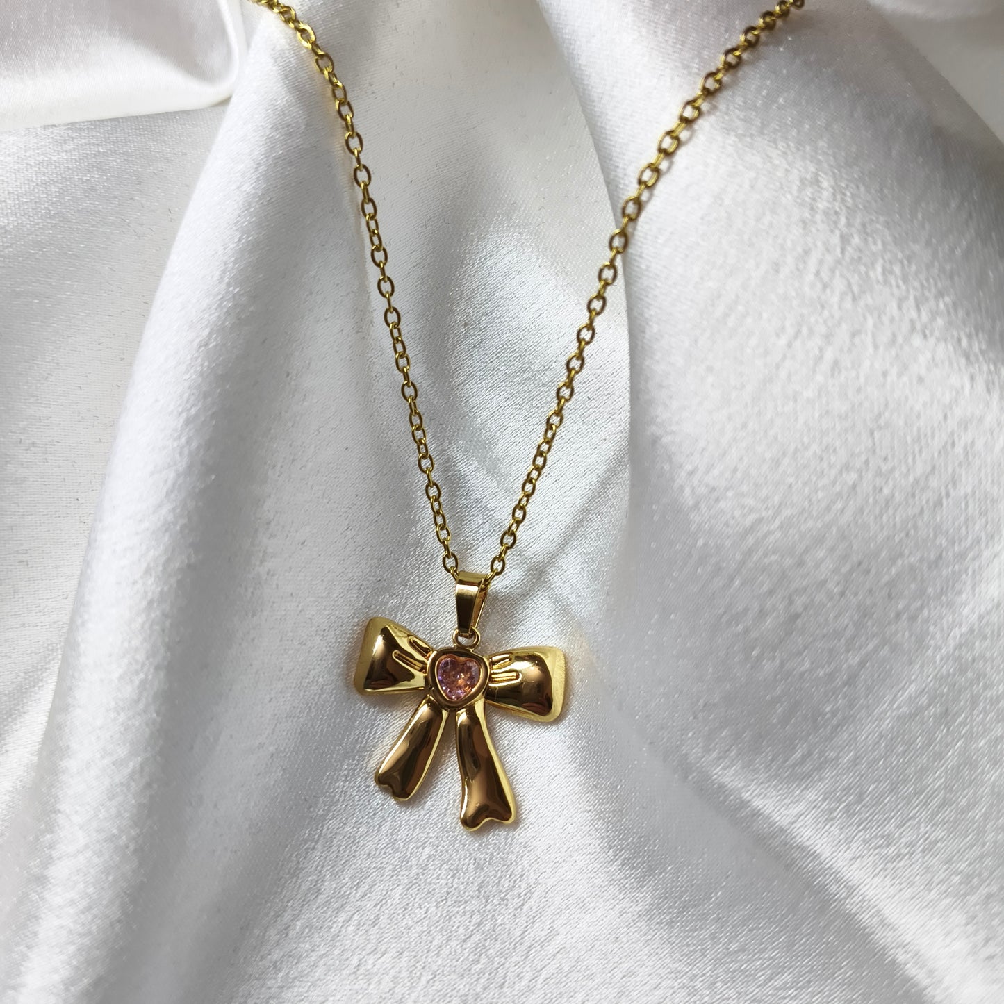 Big Bow Necklace