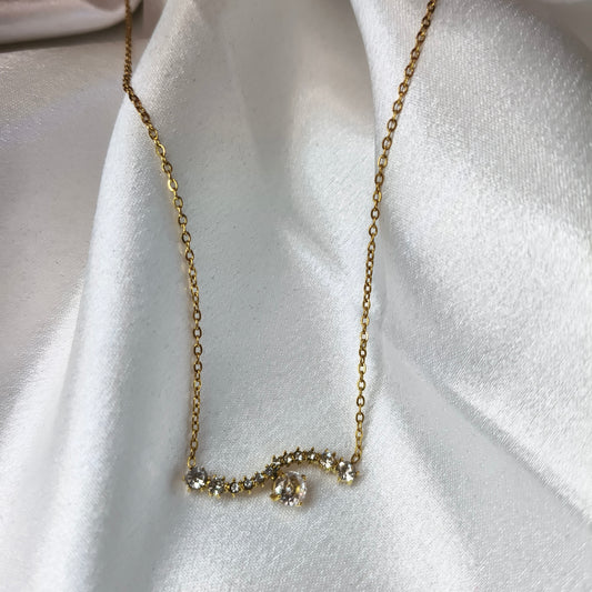 Wavy Diamond Necklace