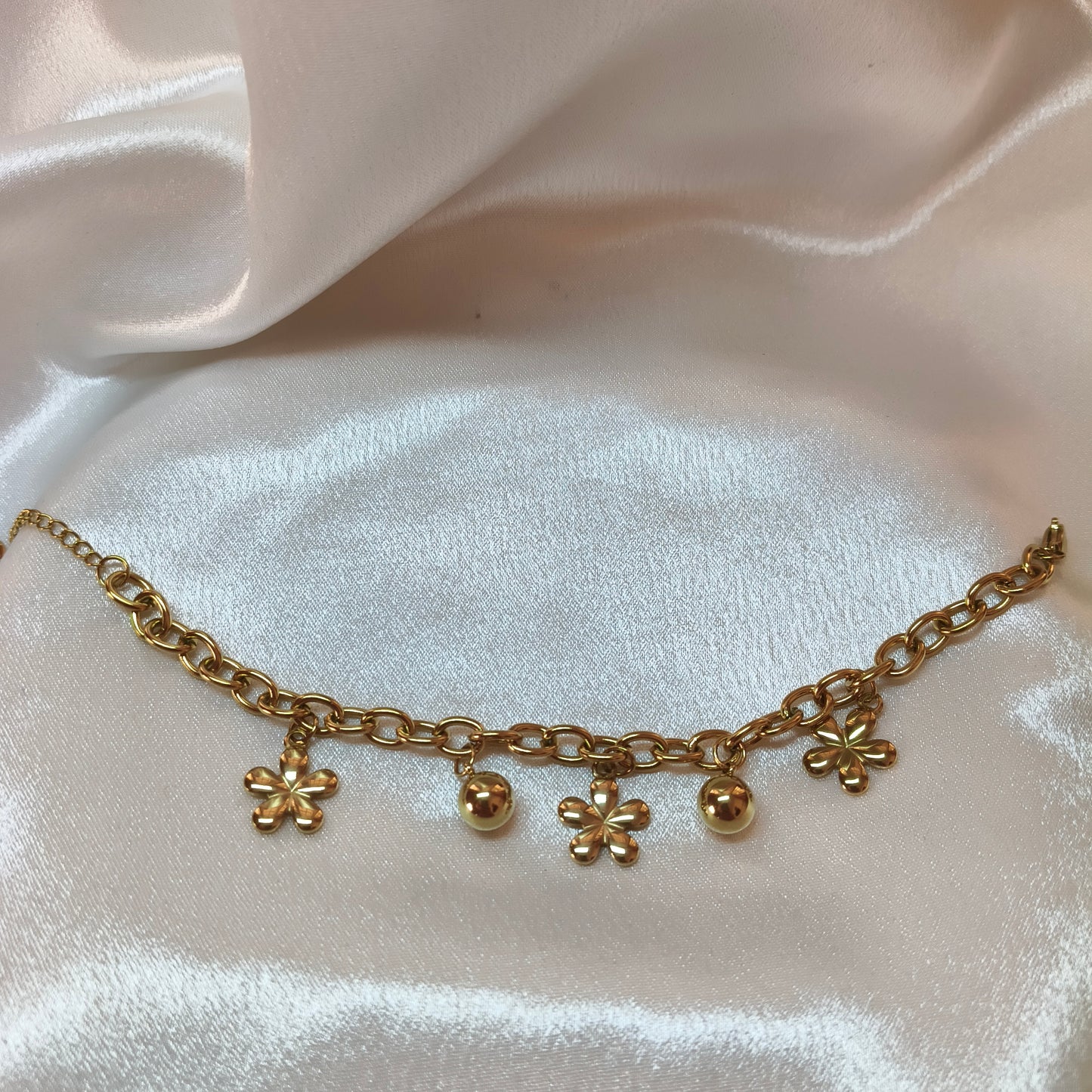 Flower Charms Chain Bracelet