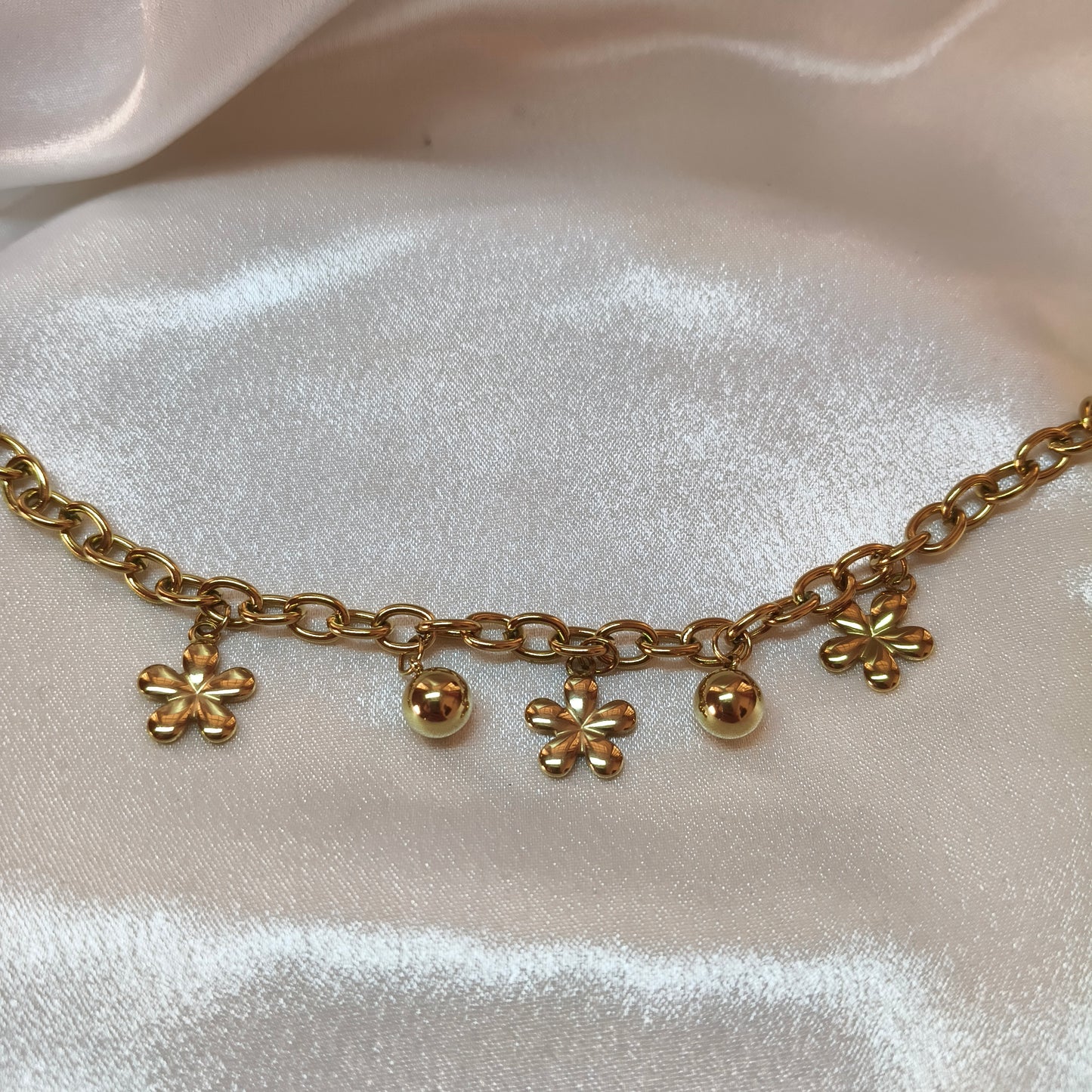 Flower Charms Chain Bracelet