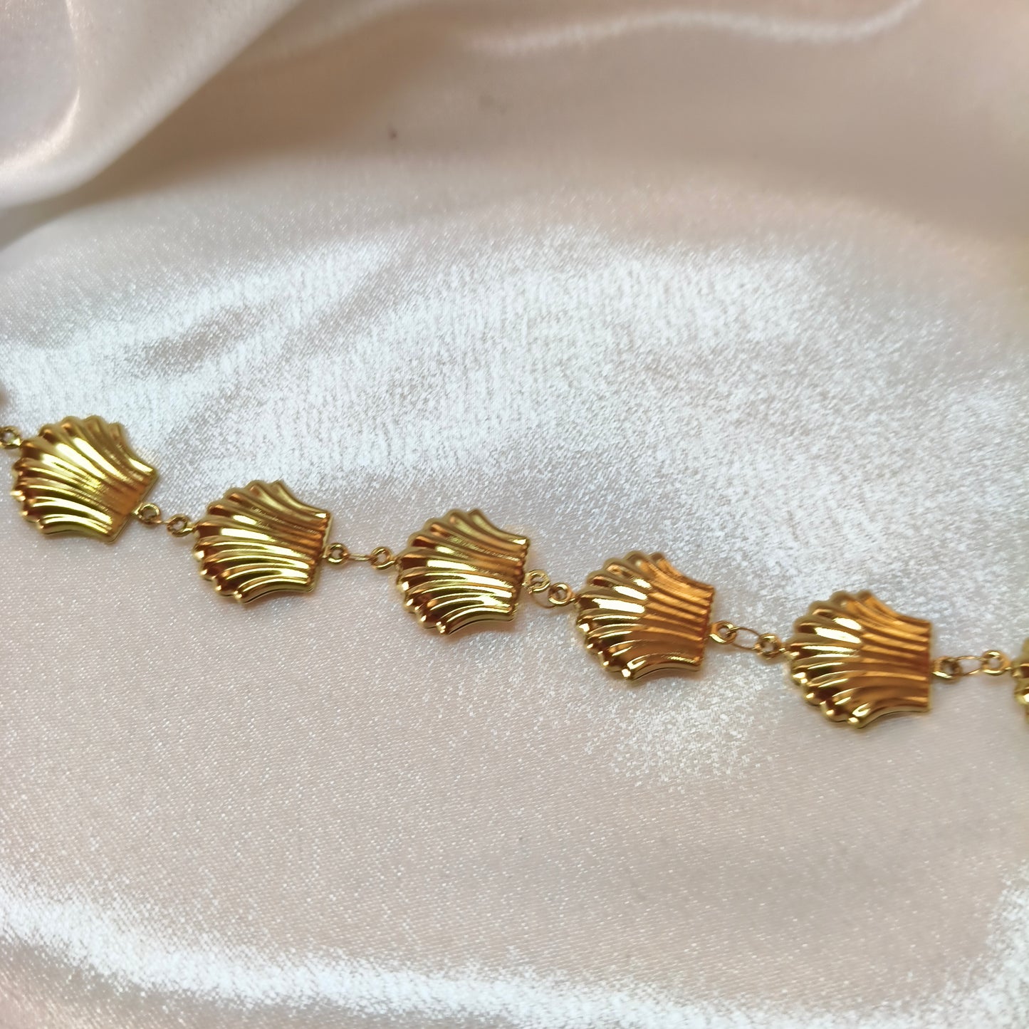 Big shell Chain Bracelet