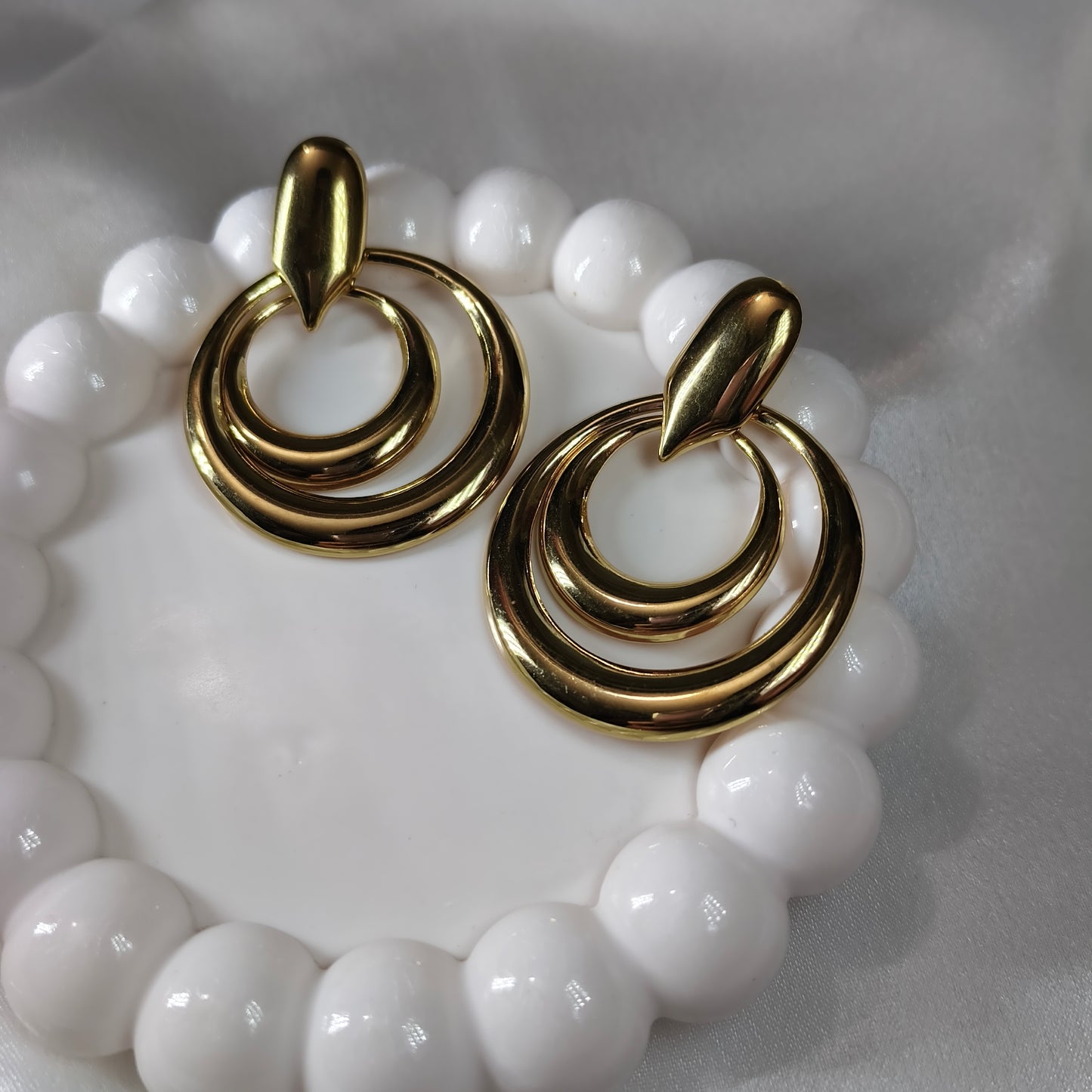 Double Hoop Elegance in Stud