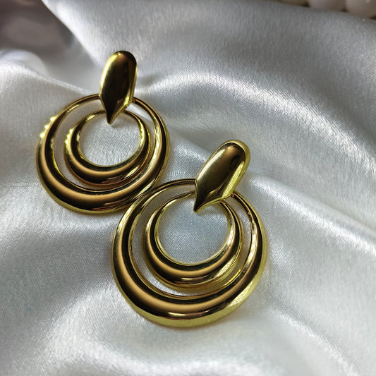 Double Hoop Elegance in Stud