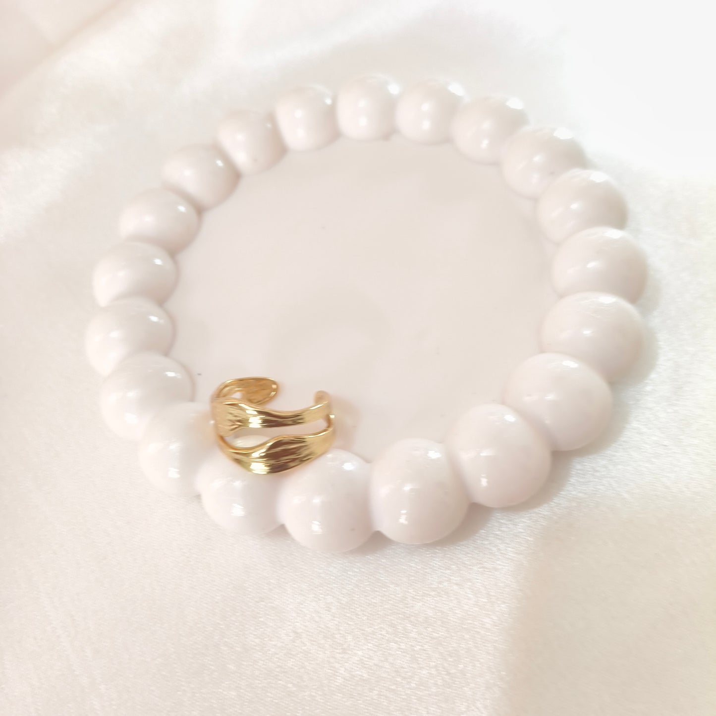 Hug Ring