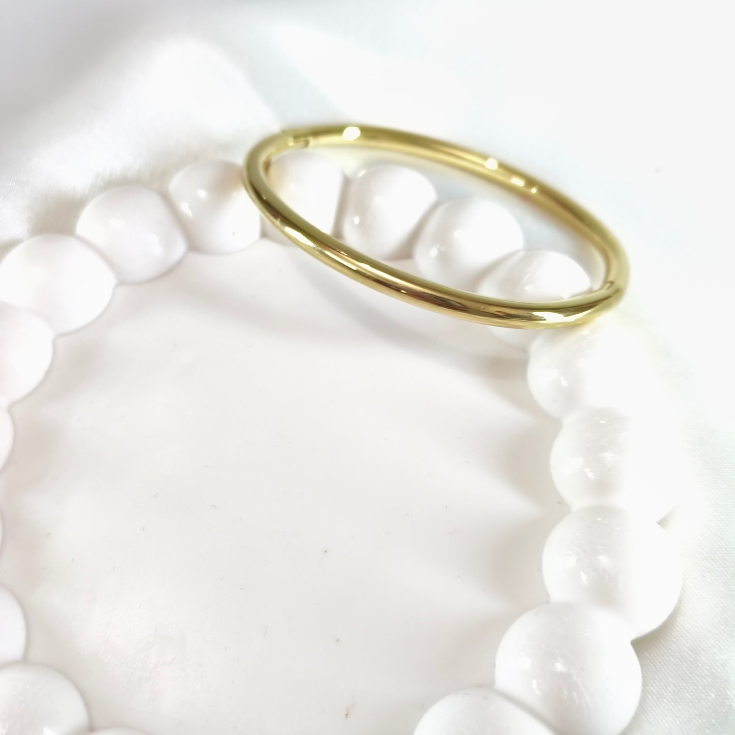 Solid gold Oval Bracelet