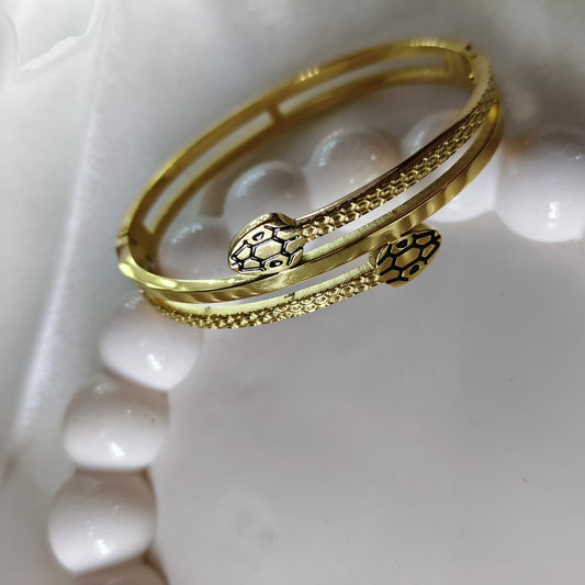 Cobra Bracelet