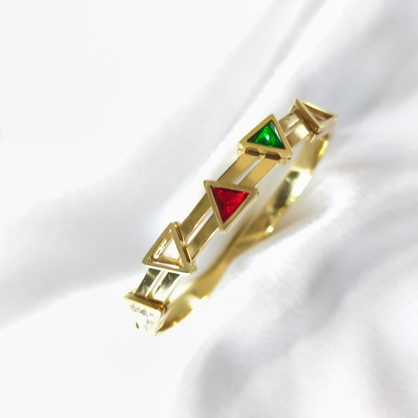 Triangle Multi clr Bracelet