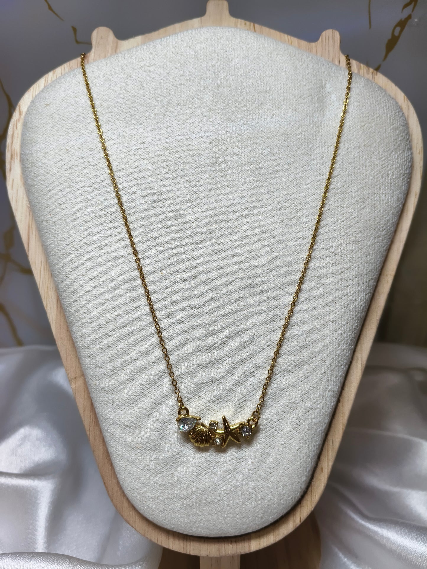 White Shell Starfish Necklace