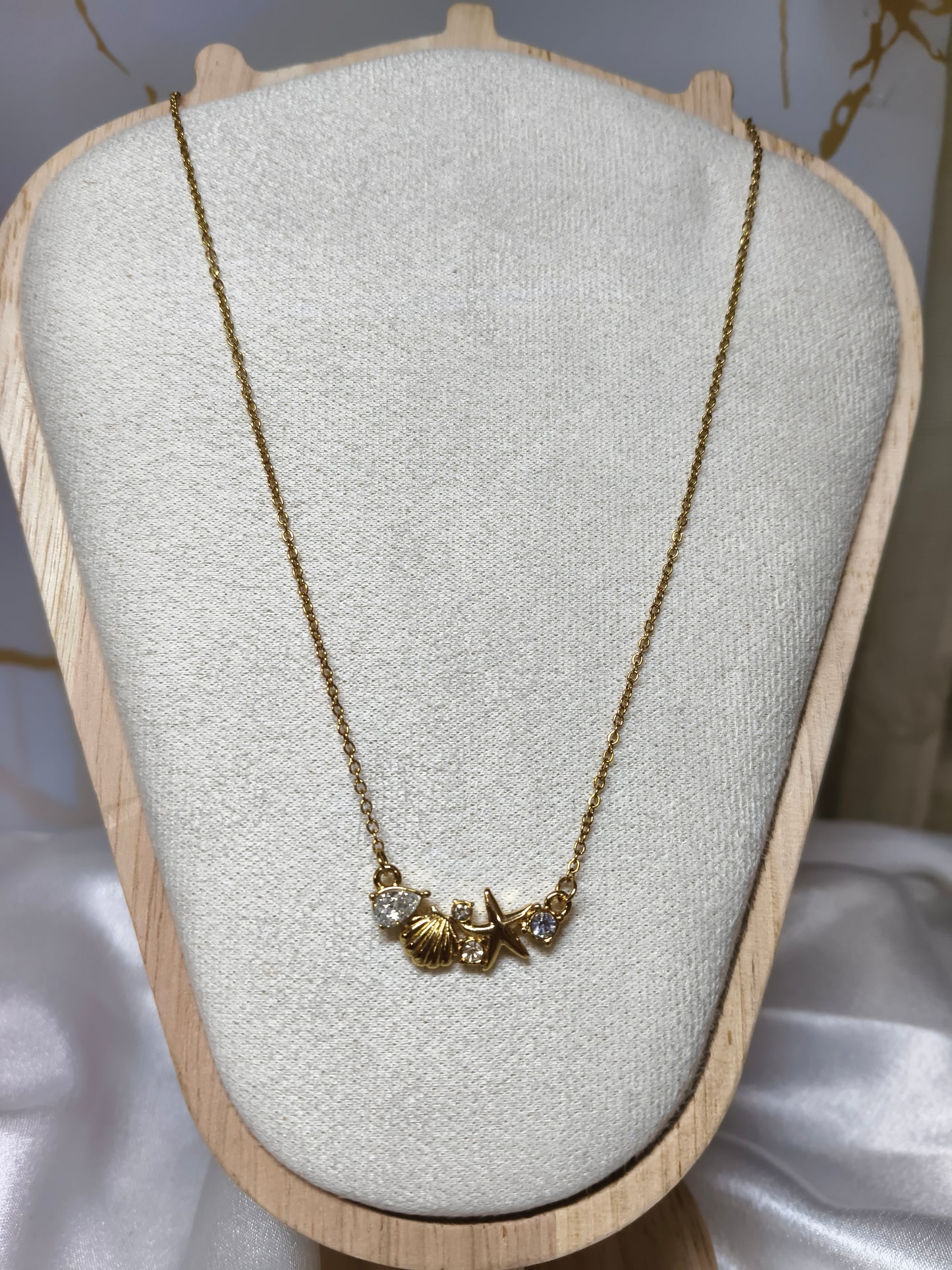 White Shell Starfish Necklace