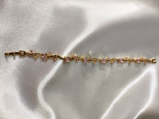Tulip Gold Chain Bracelet