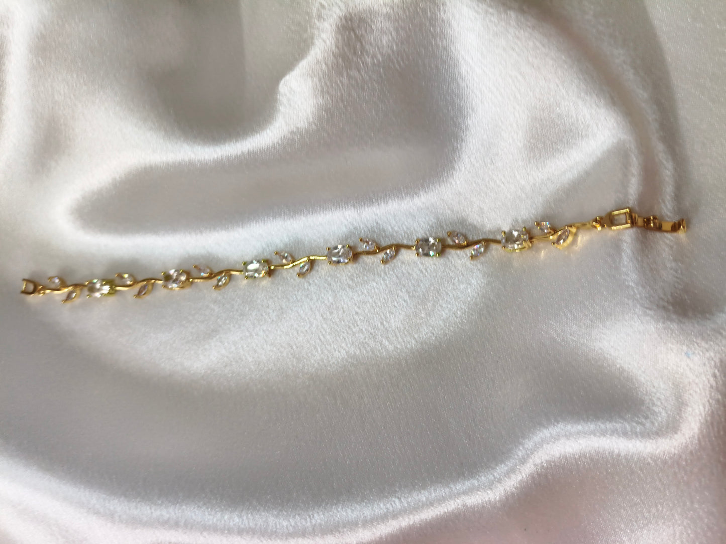 Tulip Gold Chain Bracelet
