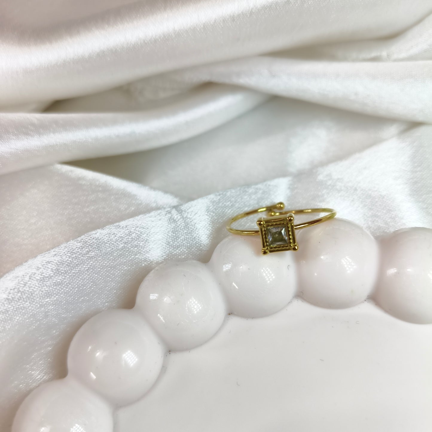 Minimalist Square Ring