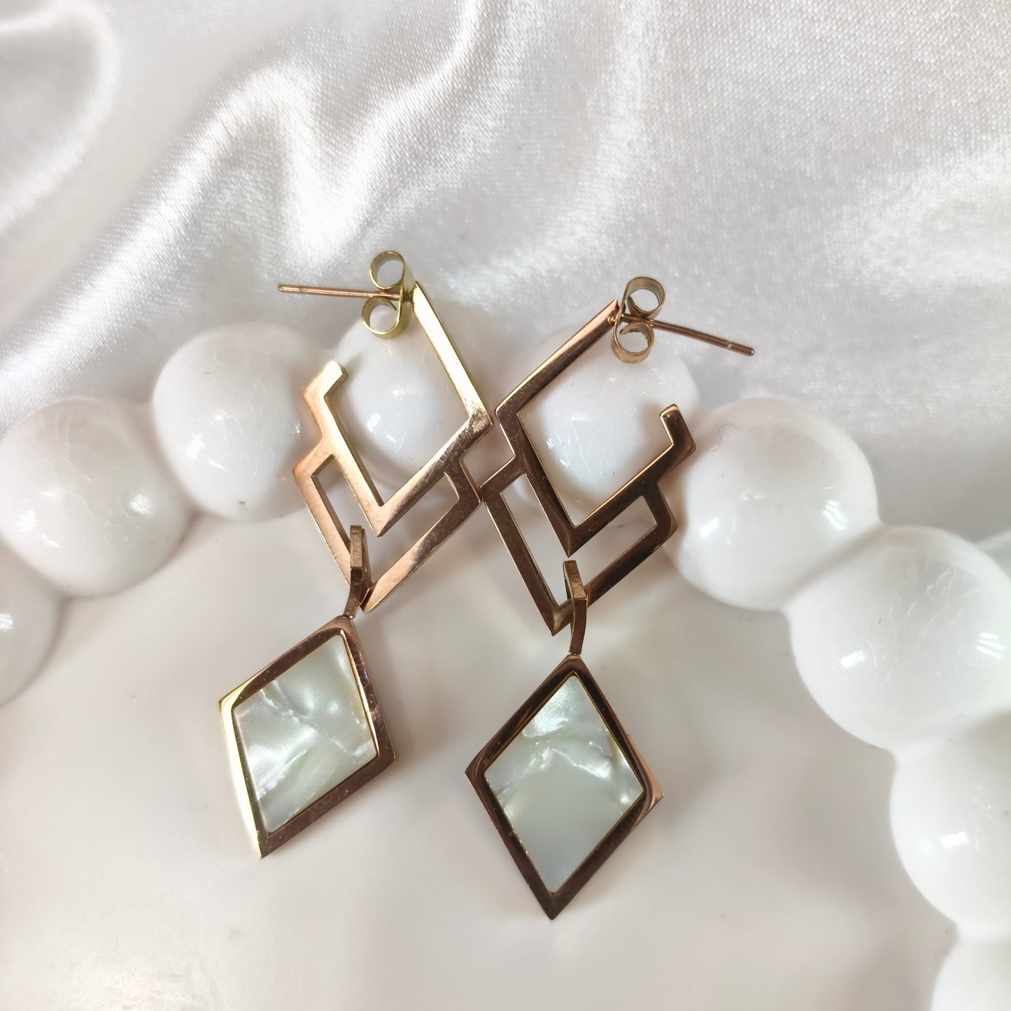 Statement MOP Earring